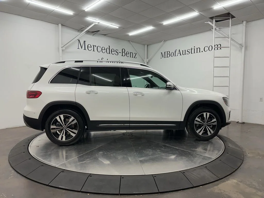 Used 2026 White Mercedes-Benz GLB 250 image 8