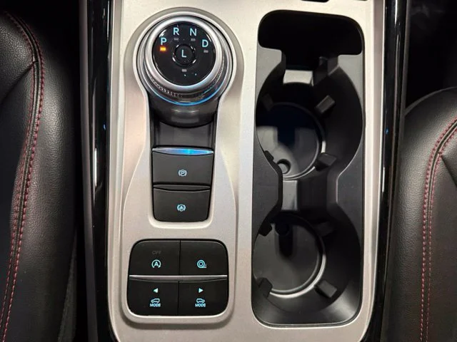 Used 2024 Gray Ford ST-Line image 29