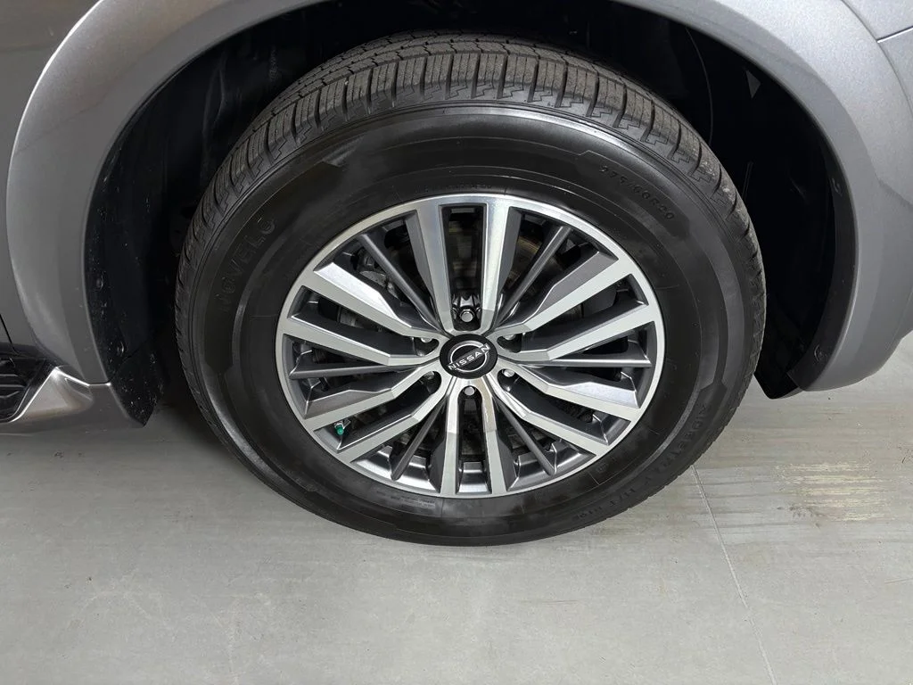 Used 2024 Gray Nissan SL image 12