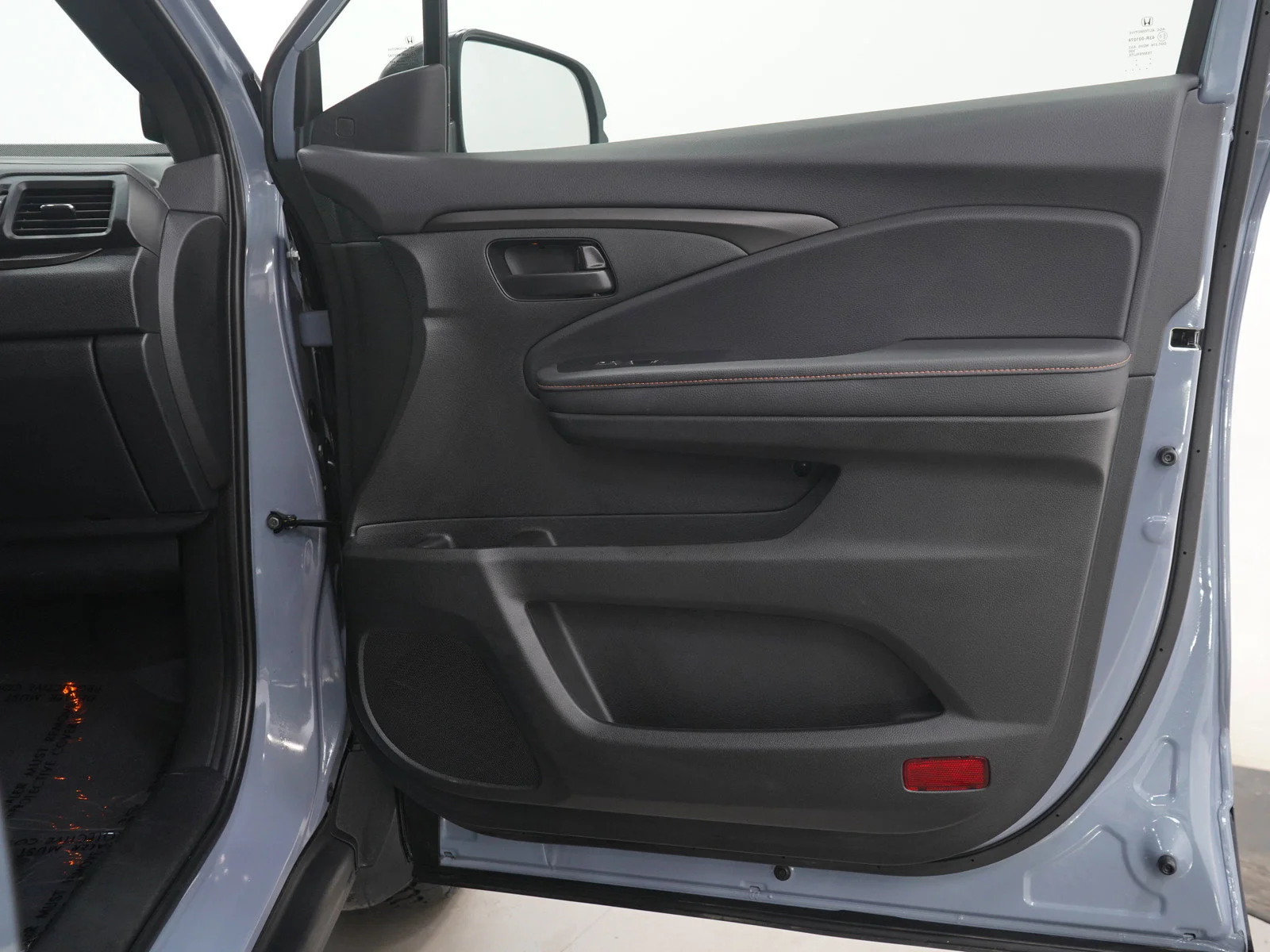 Used 2025 Sonic Gray Honda TrailSport+ image 11