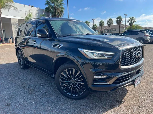 2022 INFINITI QX80 Premium Select