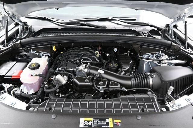 Used 2025 White Jeep Altitude X image 43