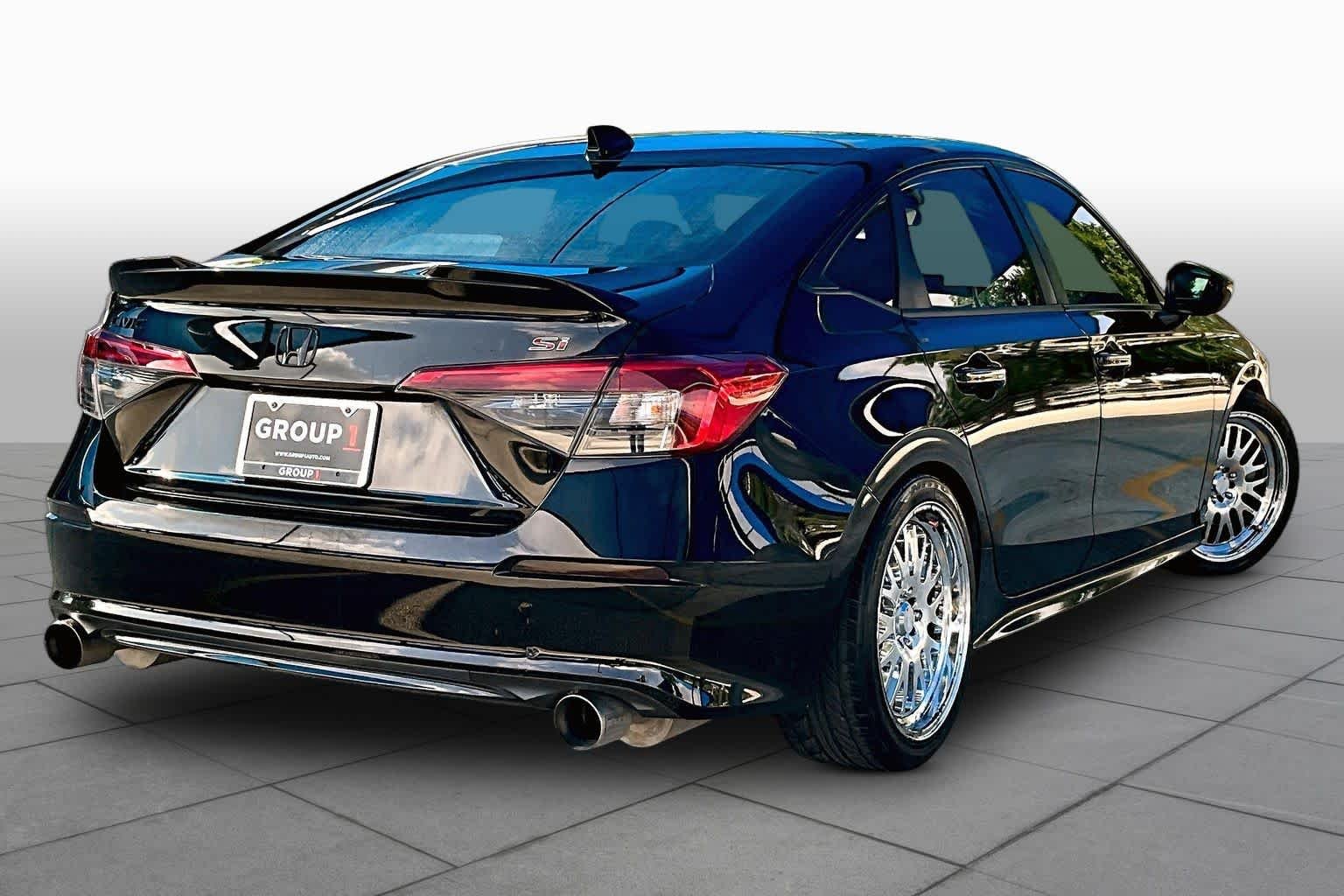 Used 2023 Crystal Black Pearl Honda  image 13
