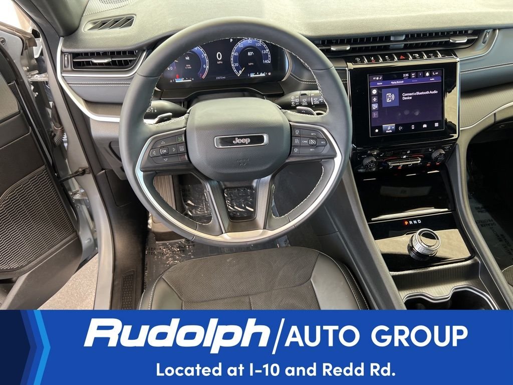 Used 2025 Silver Jeep Altitude image 15