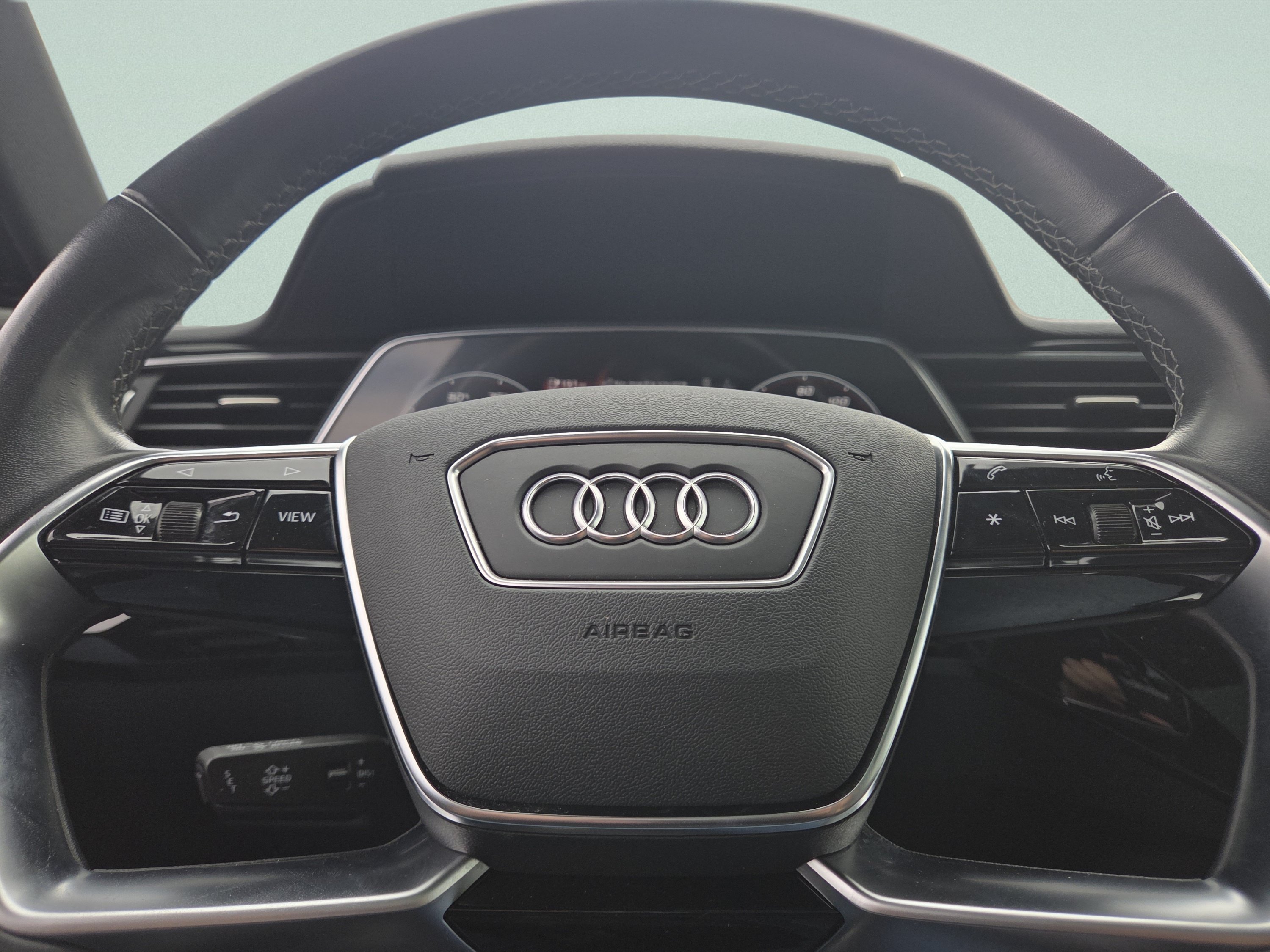 Certified Used 2023 Mythos Black Metallic Audi Premium image 33
