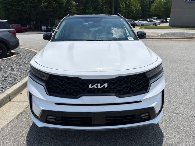 Used 2022 White Kia SX image 3