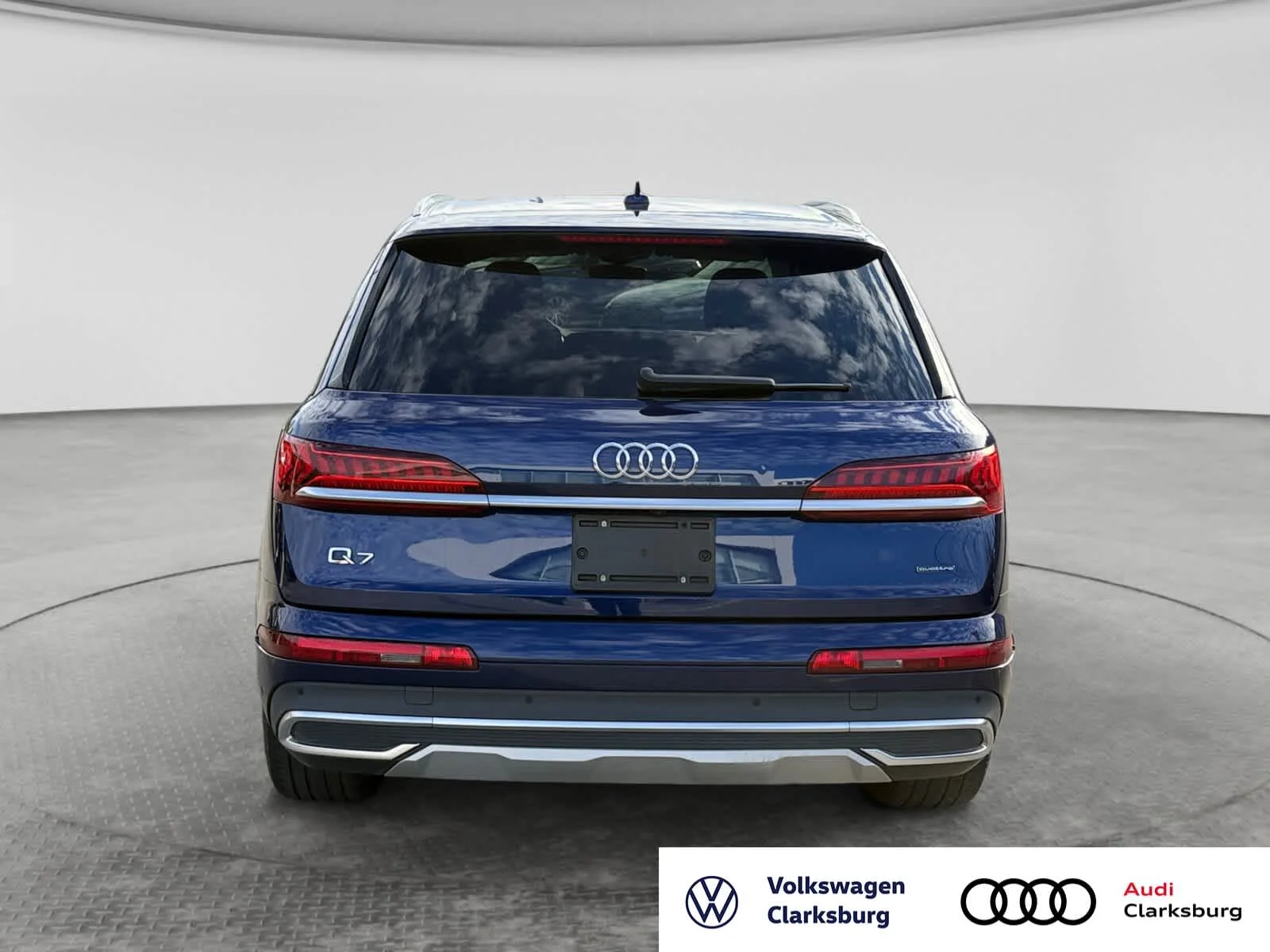 Used 2022 Navarra Blue Metallic Audi Premium Plus image 6