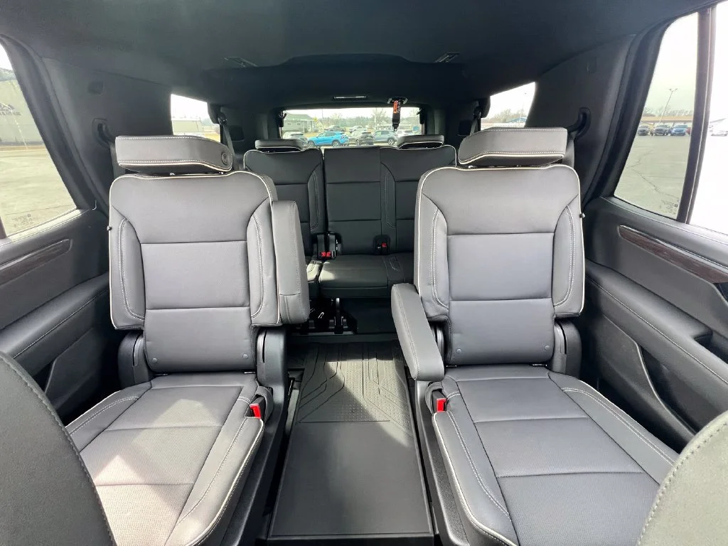 2026 Chevrolet Tahoe Premier - Photo 30