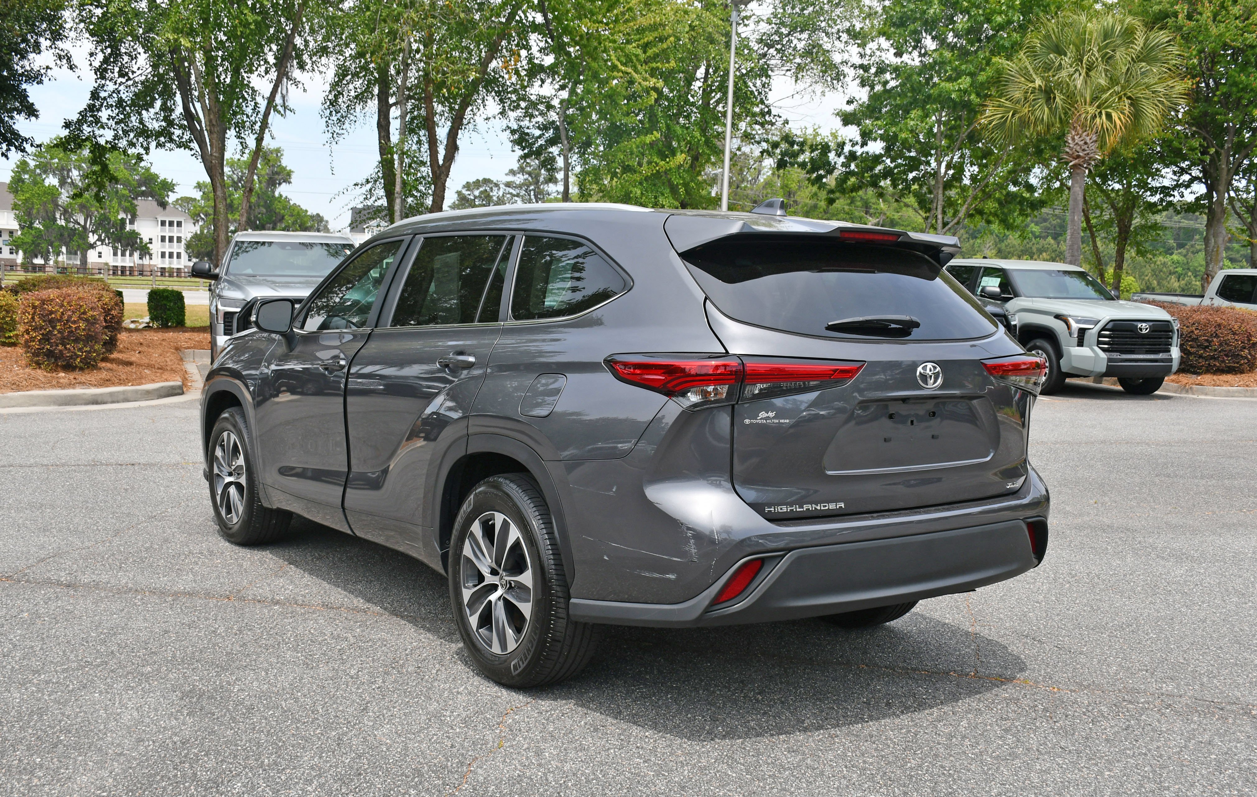 Used 2023 Gray Toyota XLE image 3