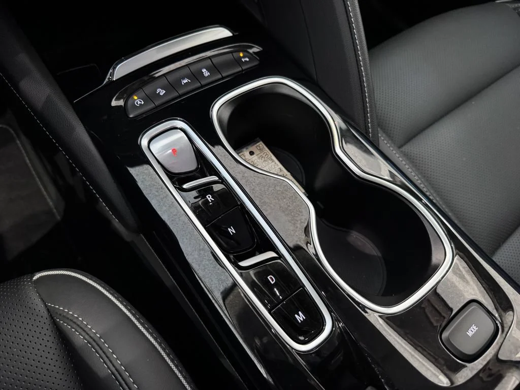 Used 2023 MOONSTONE GRAY METALLIC Buick Essence image 23