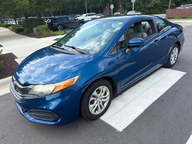 Used 2015  Honda LX image 1