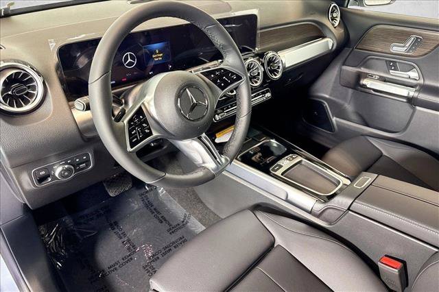 New 2026 Cirrus Silver Metallic Mercedes-Benz GLB 250 image 39