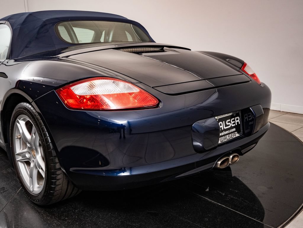 Used 2007 Midnight Blue Porsche S image 20