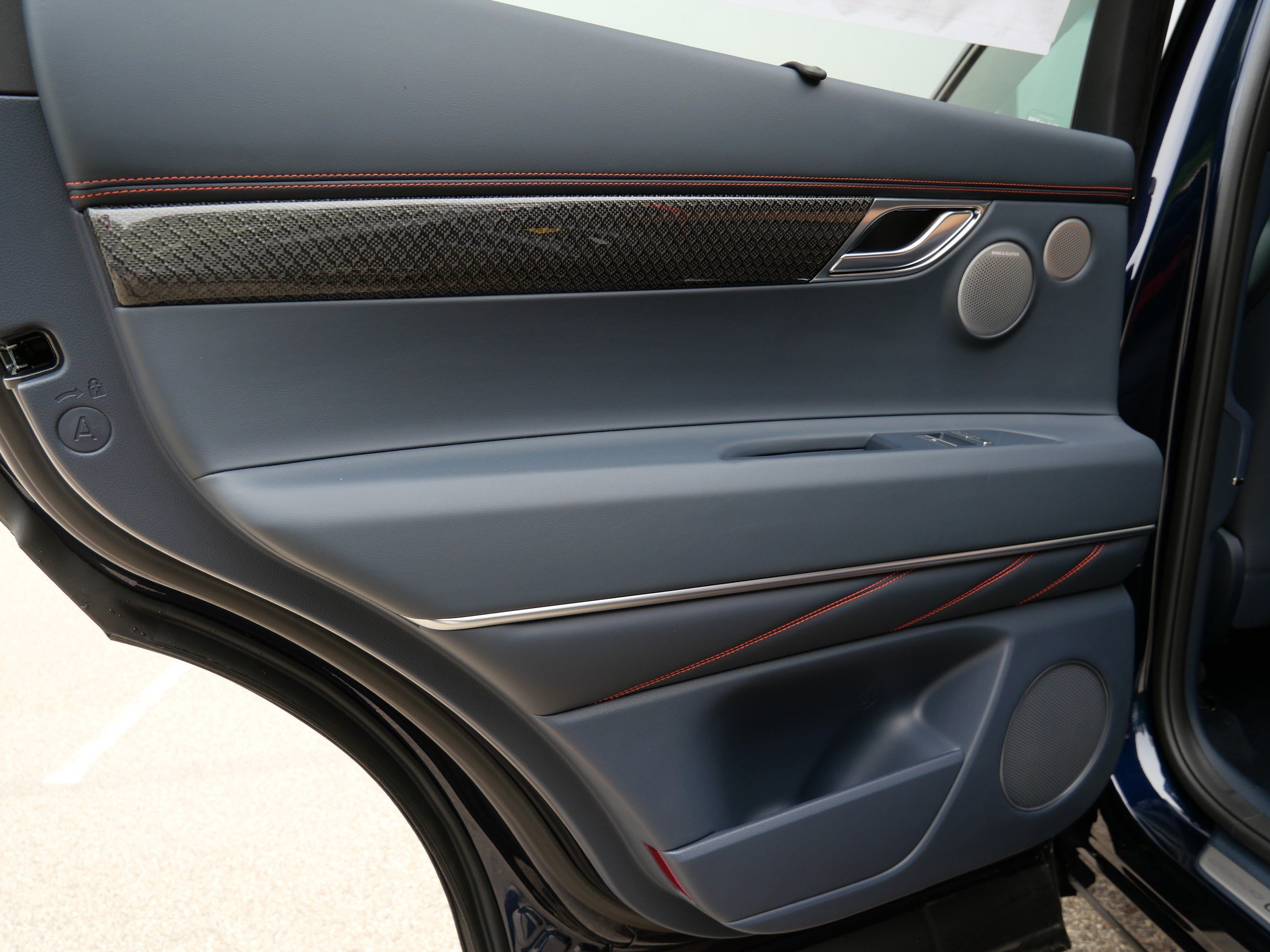 New 2026 Capri Blue Genesis 3.5T e-SC image 6