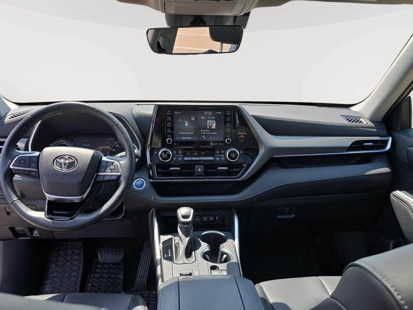 Used 2021 Moondust Toyota Hybrid XLE image 27