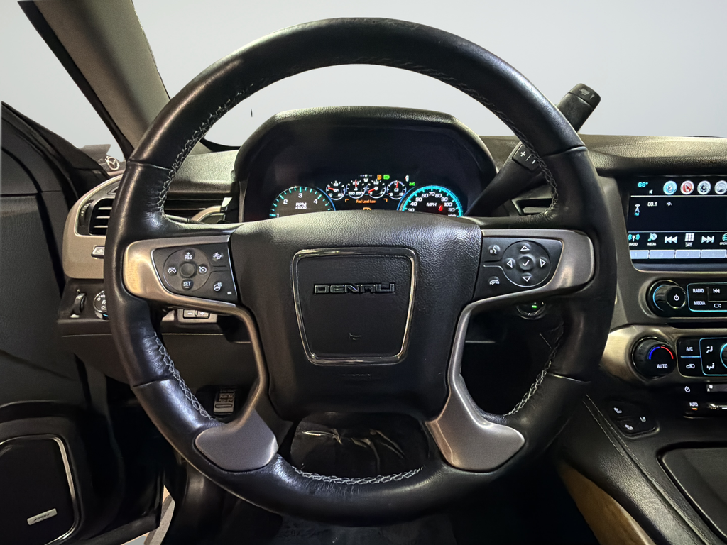 Used 2020 Black GMC Denali image 33
