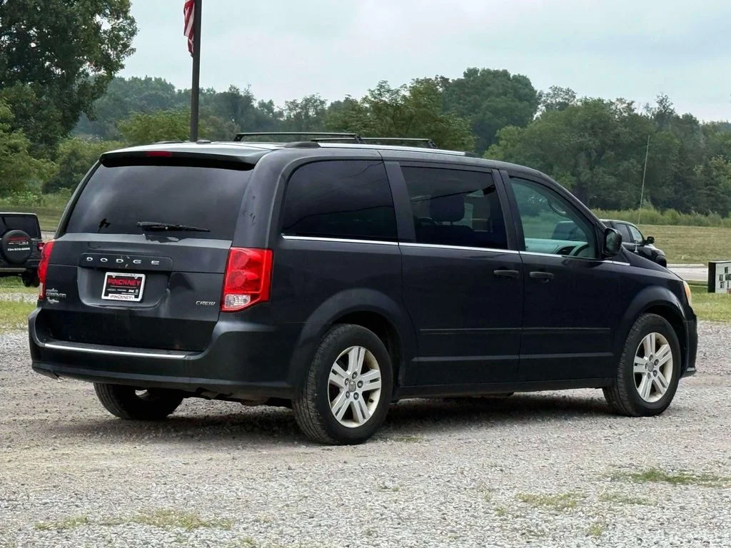 Used 2011 Gray Dodge Crew image 7