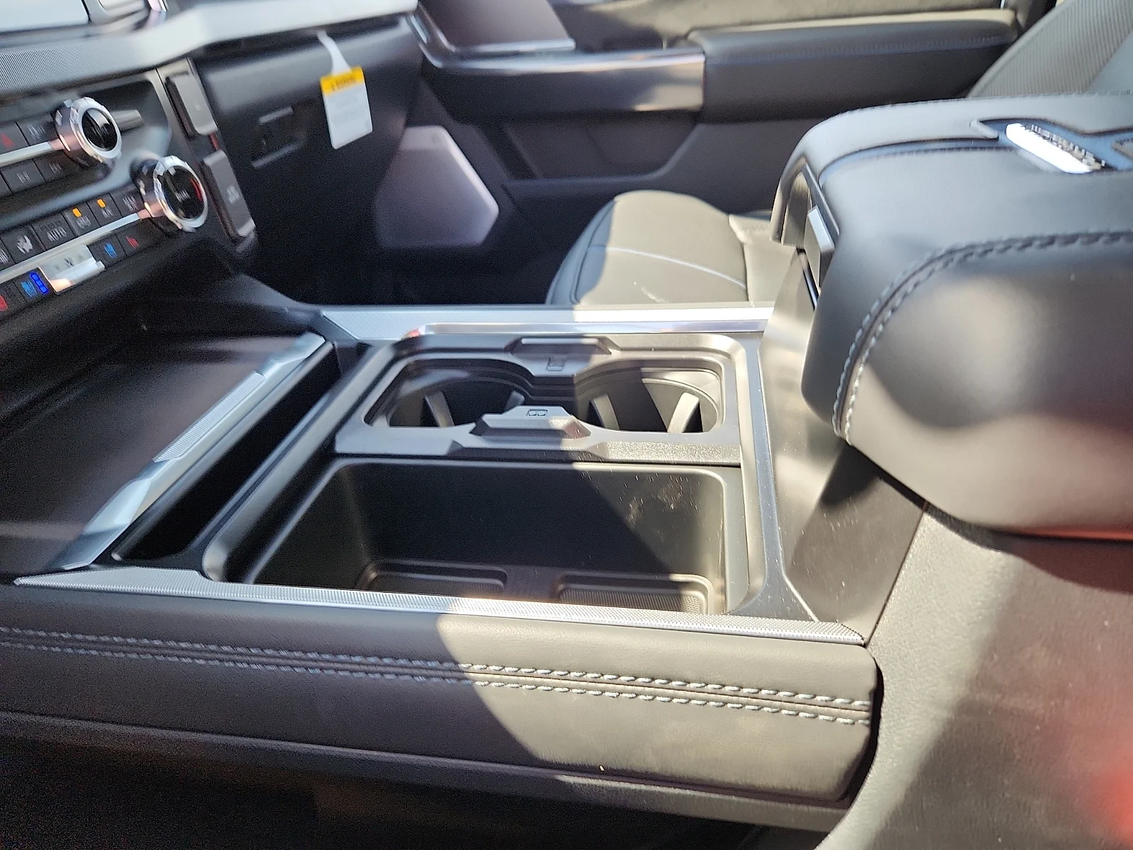 New 2026 Agate Black Metallic Ford F-250® Platinum® image 25