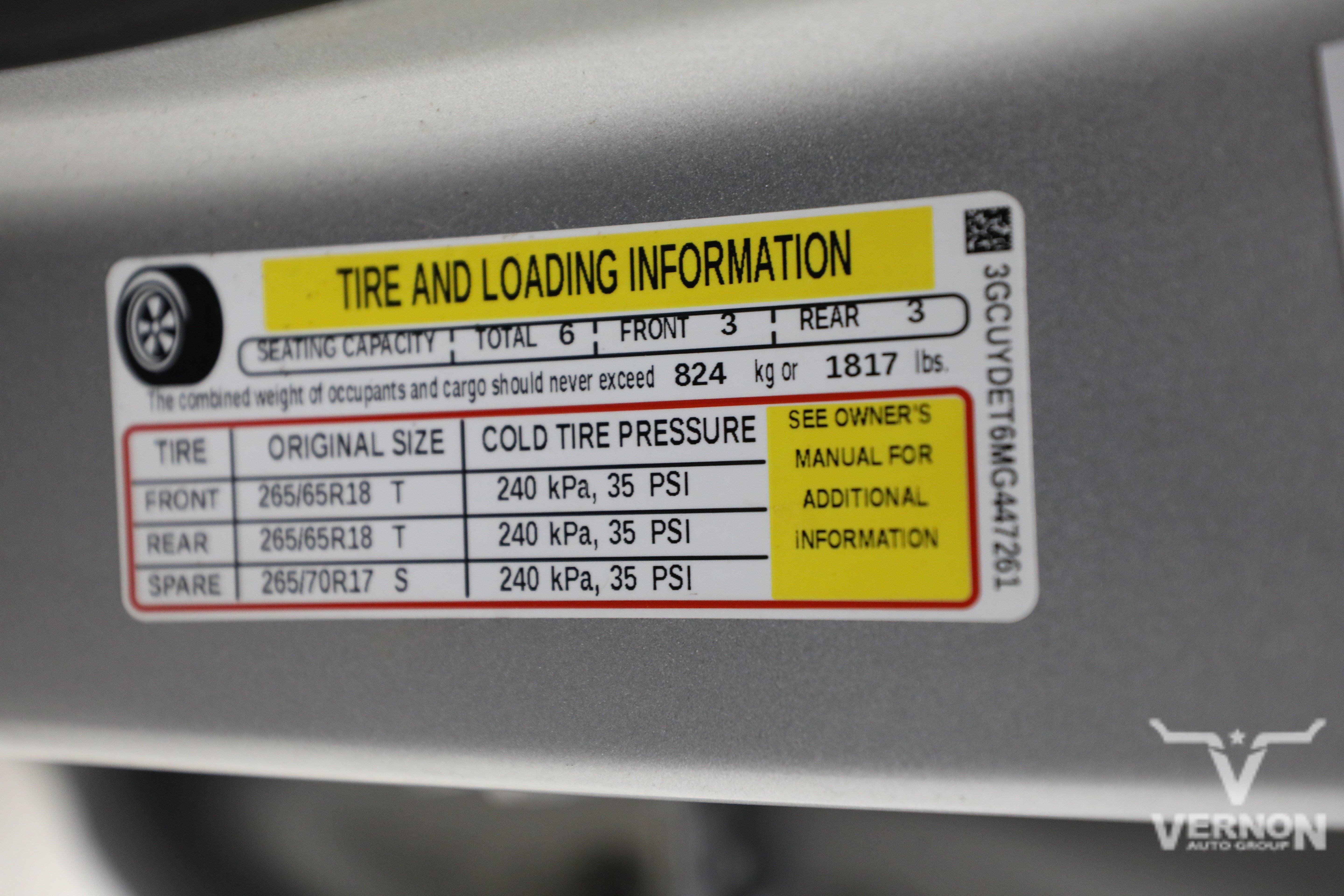 Used 2021 Silver Ice Metallic Chevrolet Y image 37