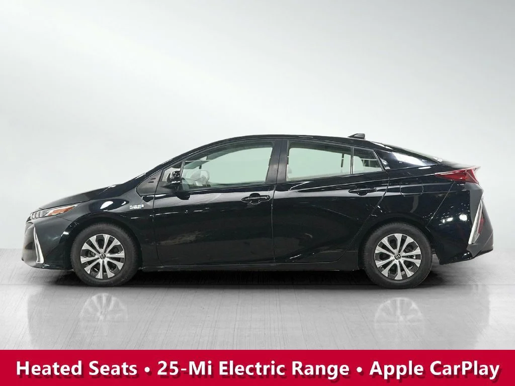 Used 2022 Toyota Prius Prime XLE with VIN JTDKAMFP3N3227786 for sale in Burnsville, Minnesota
