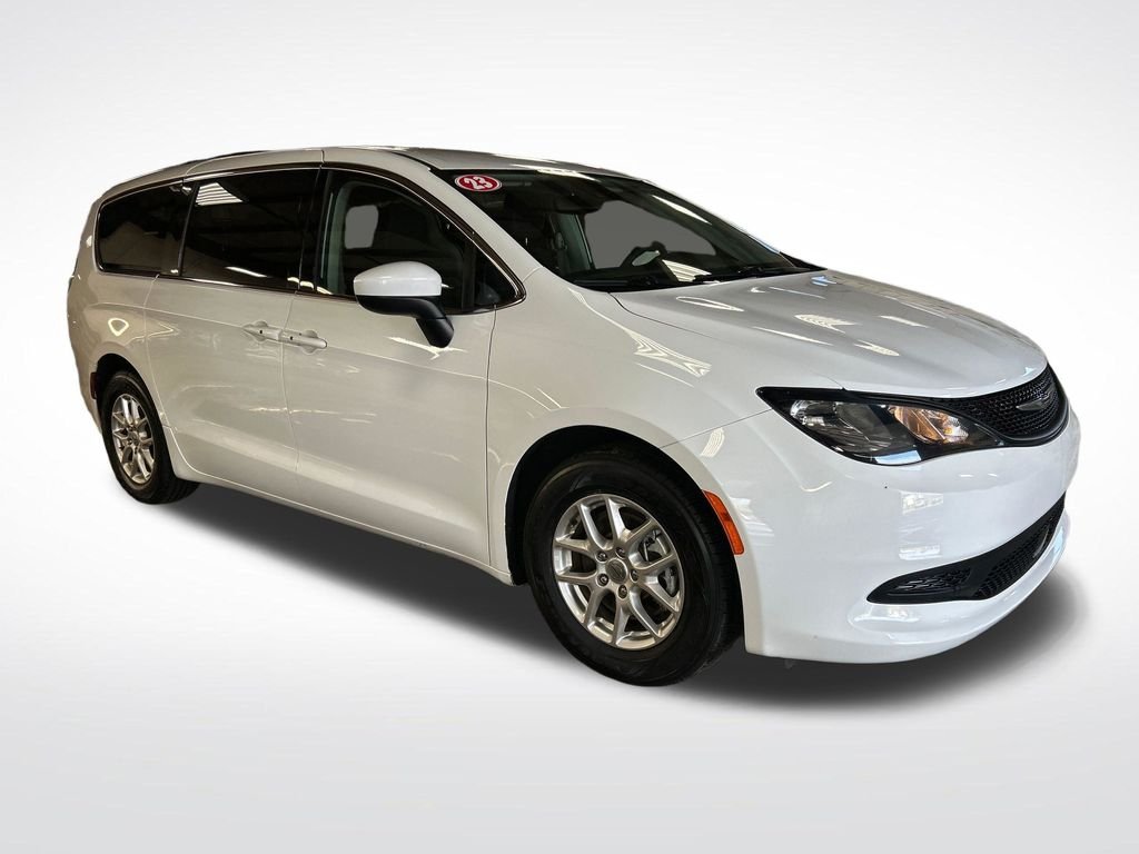 Used 2023 White Chrysler LX image 8