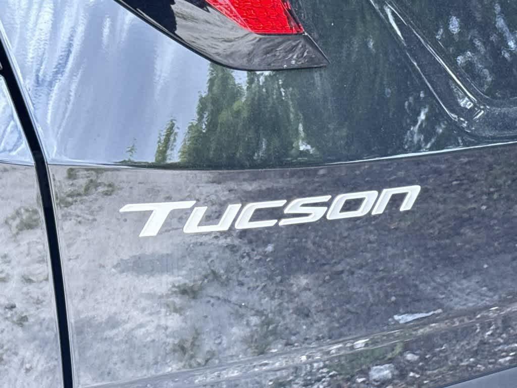 New 2026 Phantom Black Hyundai SE FWD image 10