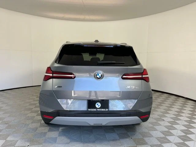 Used 2026 Skyscraper Grey Metallic BMW 30 xDrive image 6
