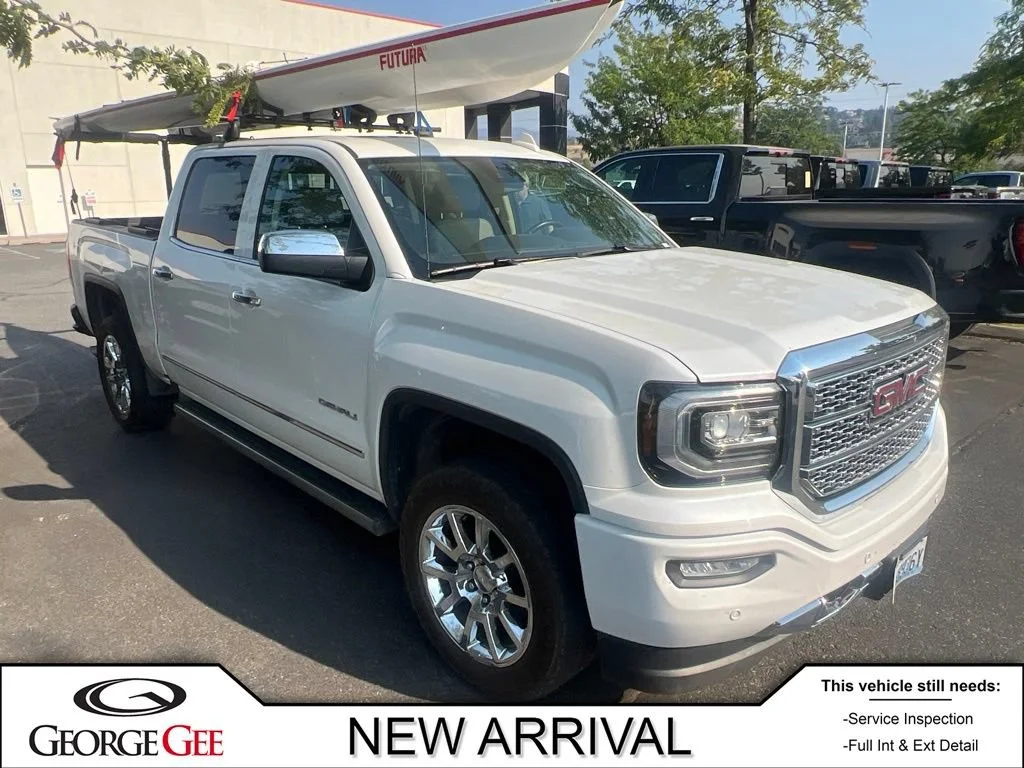 Used 2018 WHITE FROST TRICOAT GMC Denali image 1