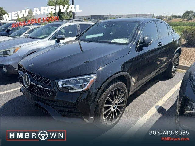 Used 2023  Mercedes-Benz GLC 300 Coupe image 2