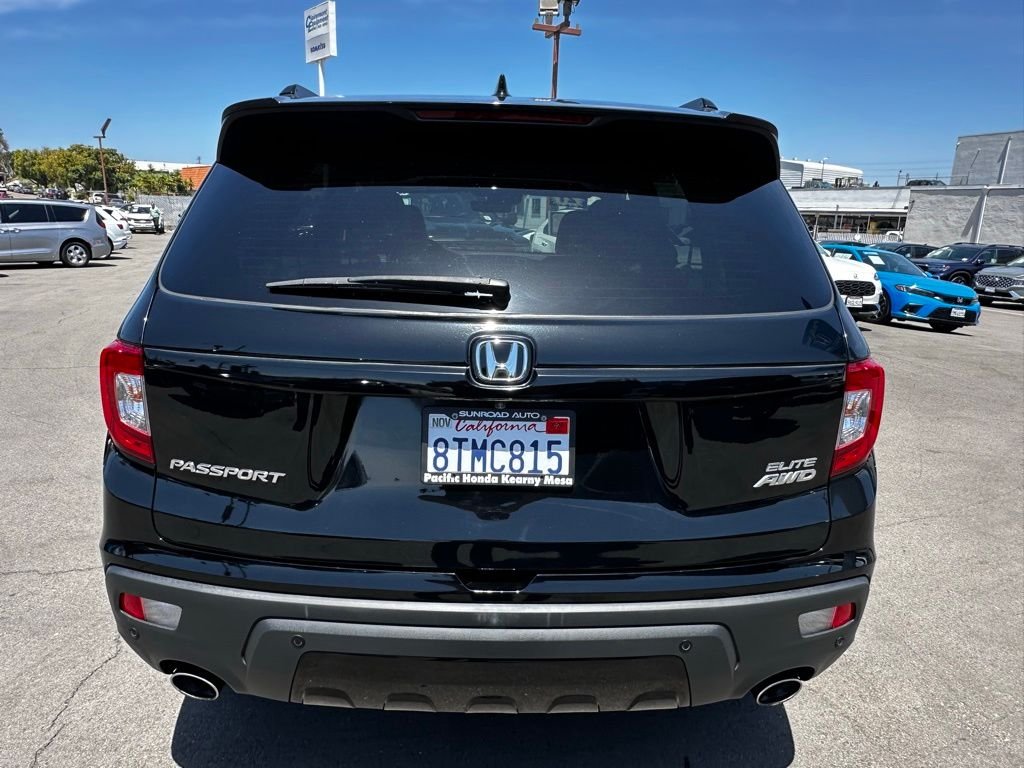 Used 2021 Black Honda Elite image 6