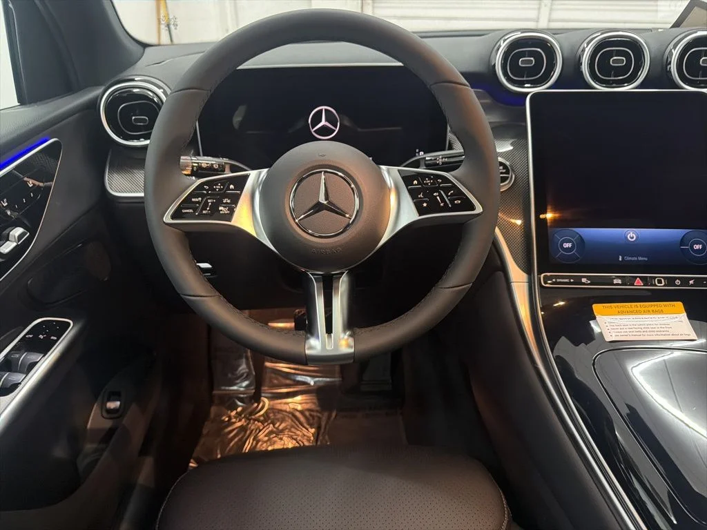 Used 2026 White Mercedes-Benz GLC 300 image 20