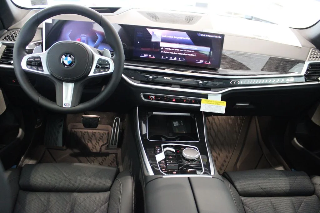 New 2026 Carbon Black Metallic BMW xDrive40i image 6
