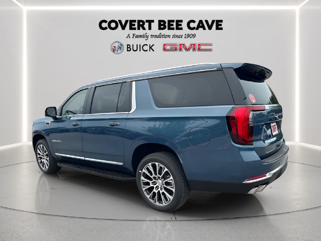 2026 GMC Yukon XL Denali - Photo 9