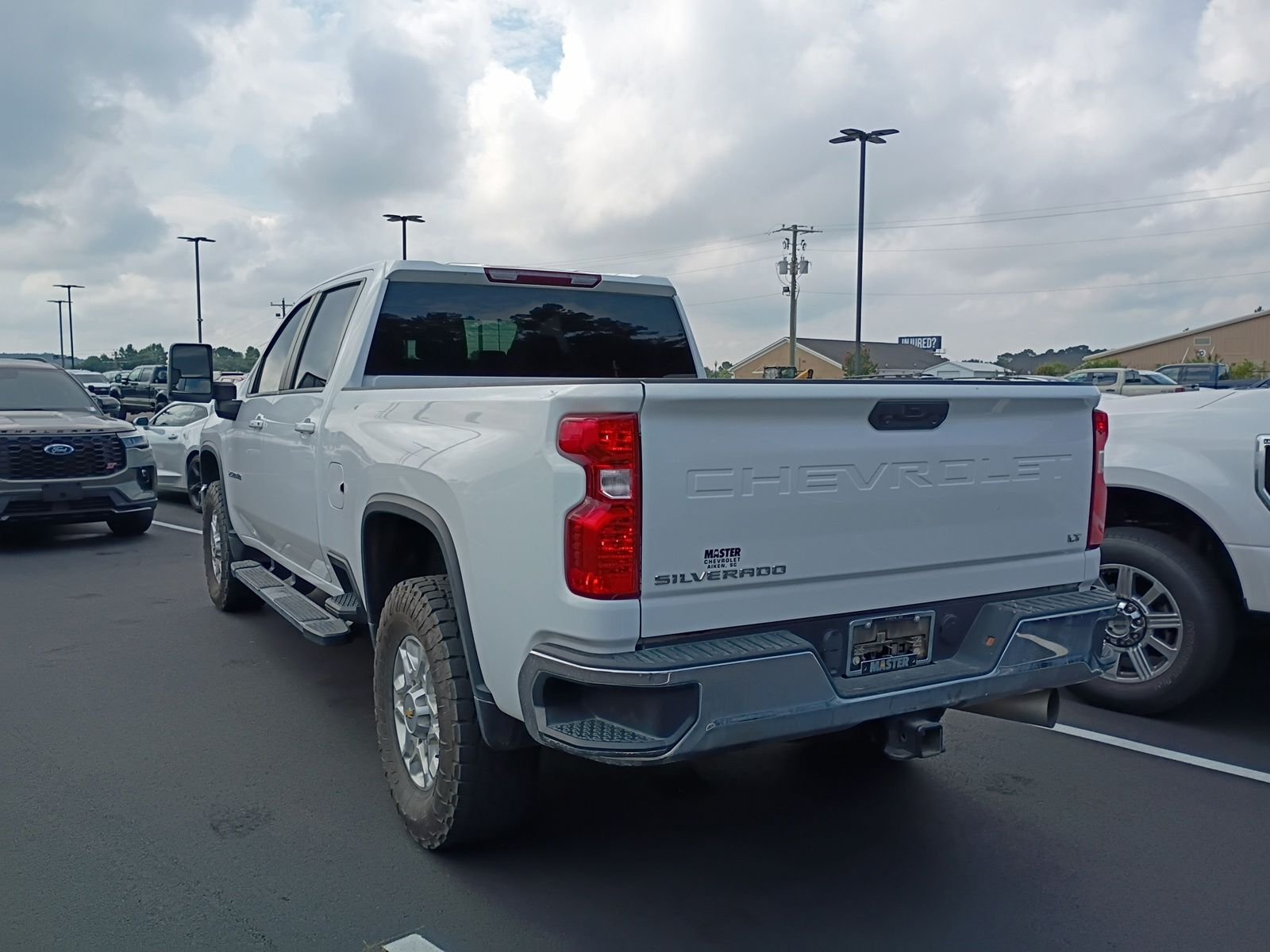 Used 2024 White Chevrolet LT image 8