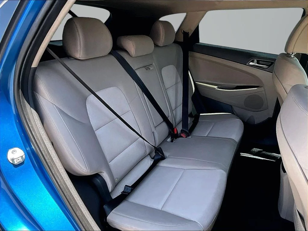 Used 2018 Blue Hyundai Value image 28