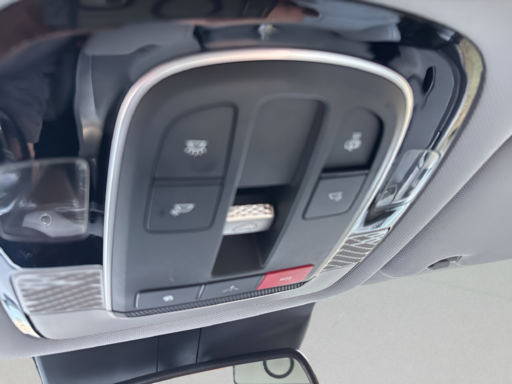 Certified Used 2022 Blue Hyundai SEL image 36