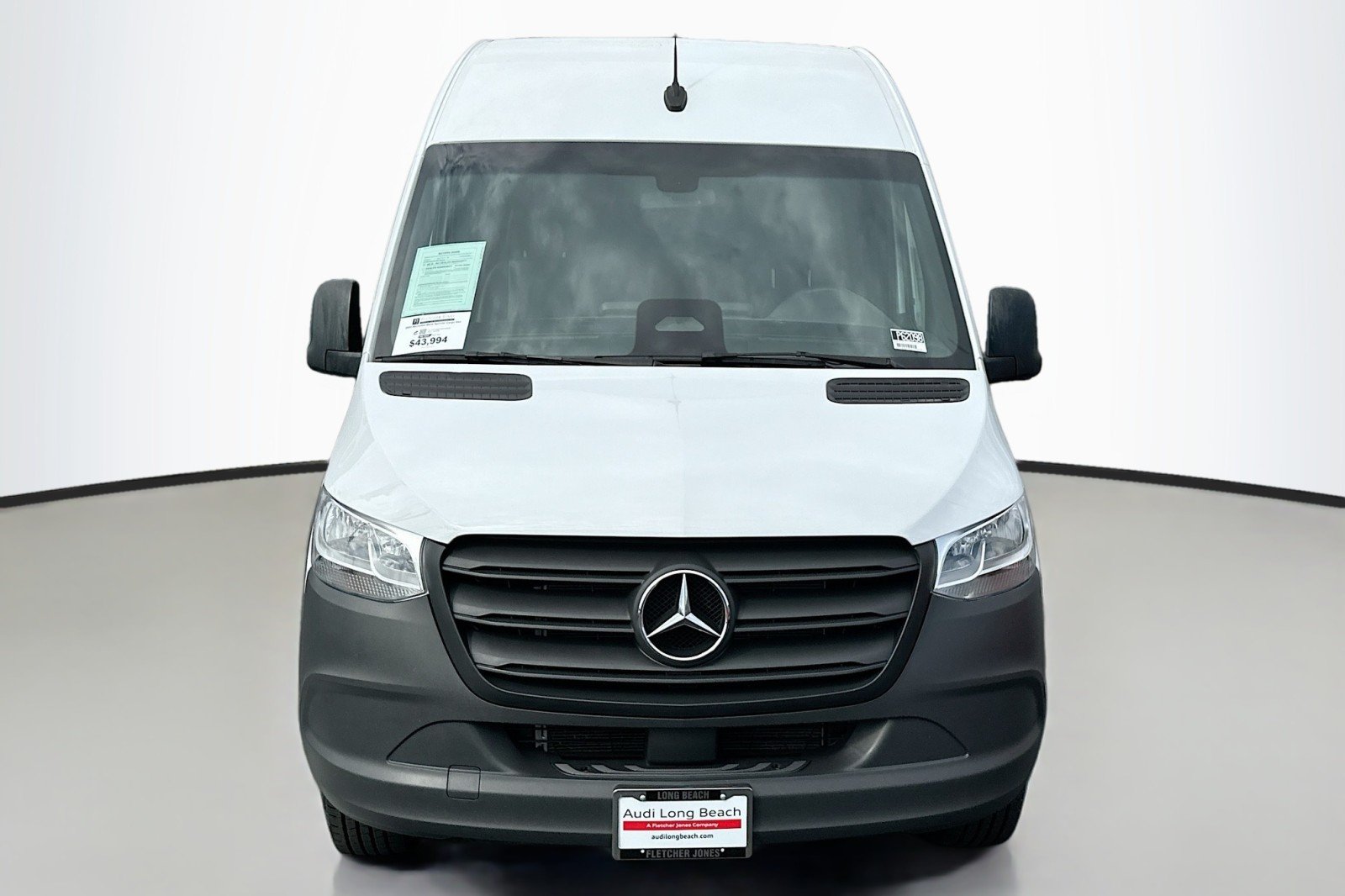 Used 2025 Arctic White Mercedes-Benz  image 2