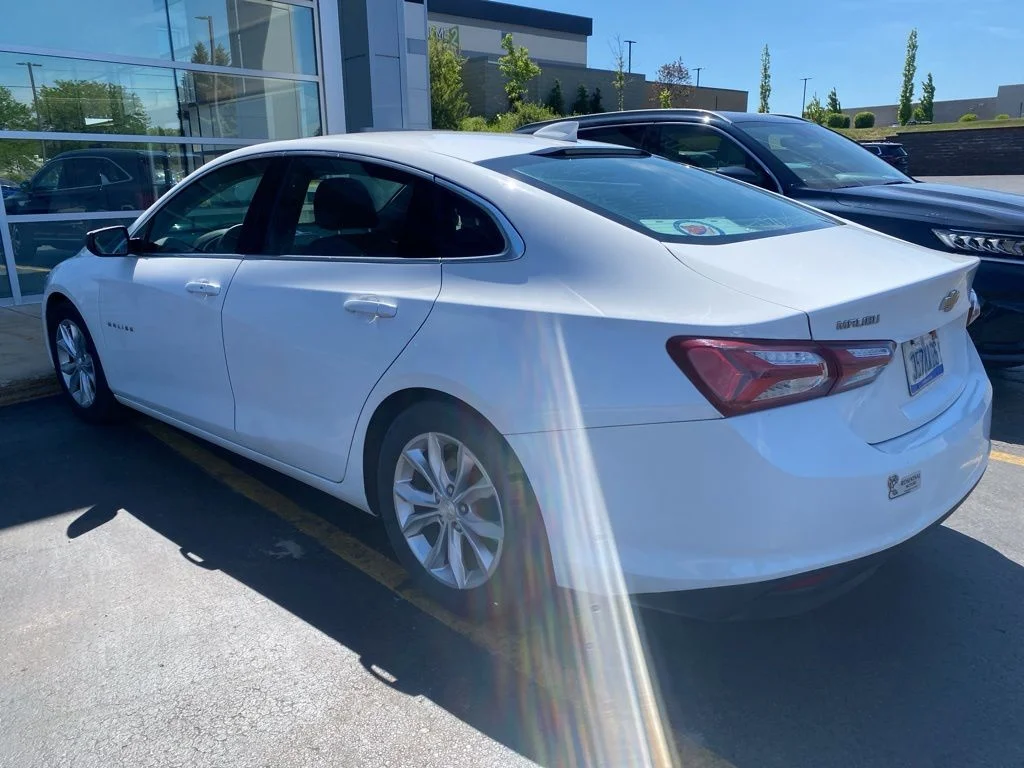 Used 2020 Summit White Chevrolet LT image 4
