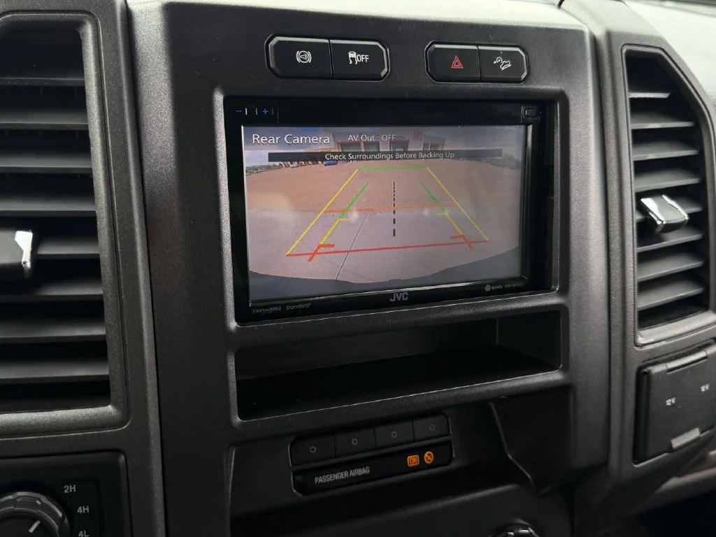 Used 2018 Gray Ford XL image 20