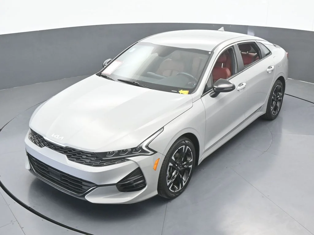 Used 2024 Wolf Gray Kia GT-Line image 50