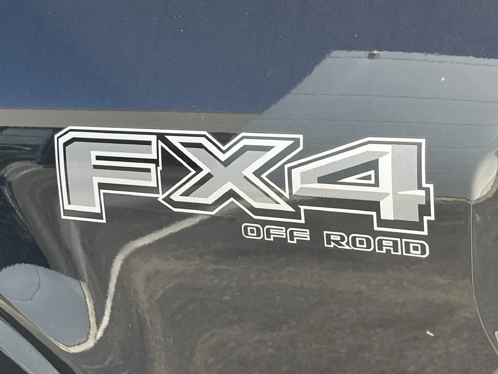 New 2026 Agate Black Metallic Ford XLT image 9