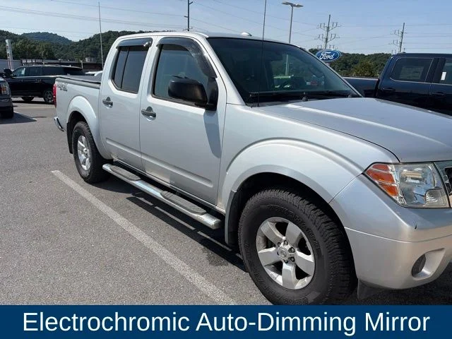 Used 2012 Silver Nissan SV image 14