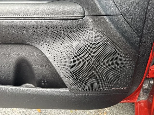 Used 2019 Red Kia EX image 23