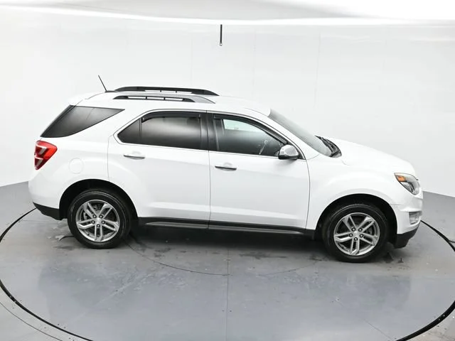 Used 2016 SUMMIT WHITE Chevrolet LTZ image 37