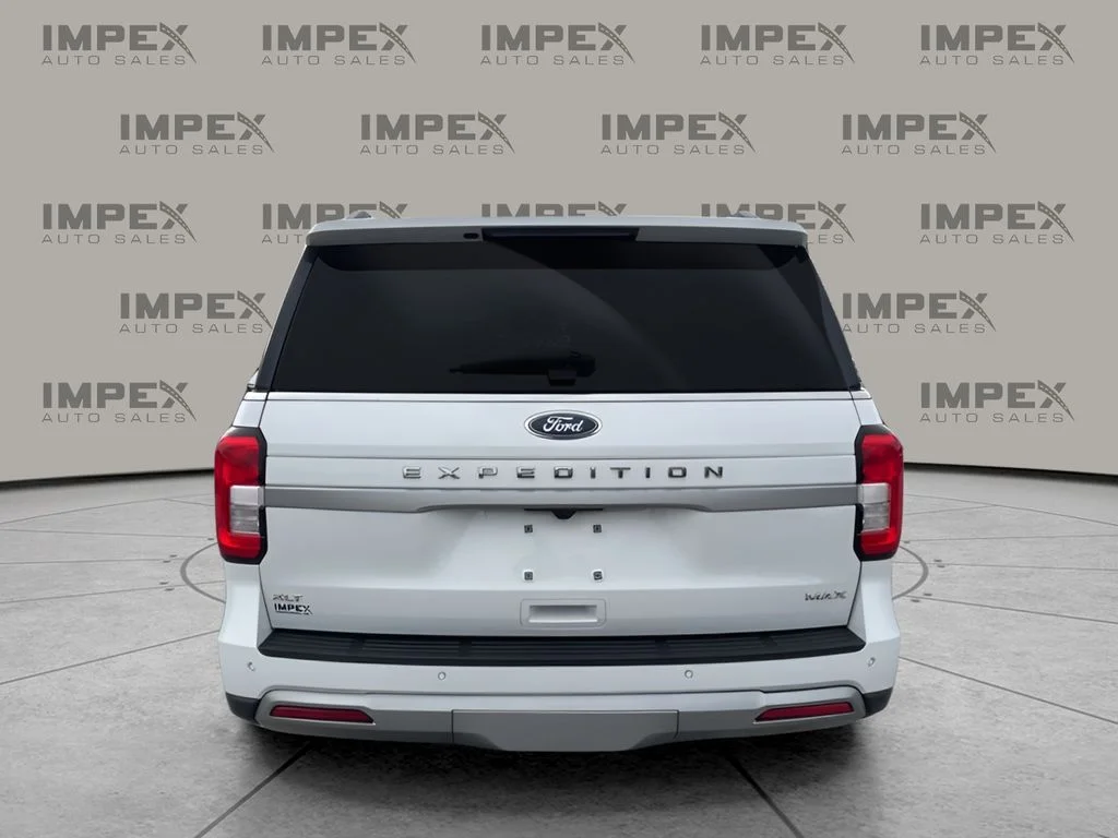 Used 2024 White Ford XLT image 4