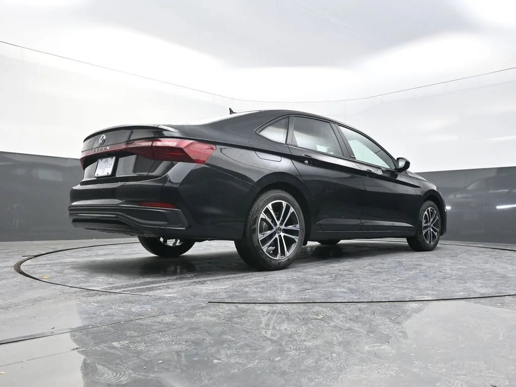 New 2026  Volkswagen 1.5T Sport image 28