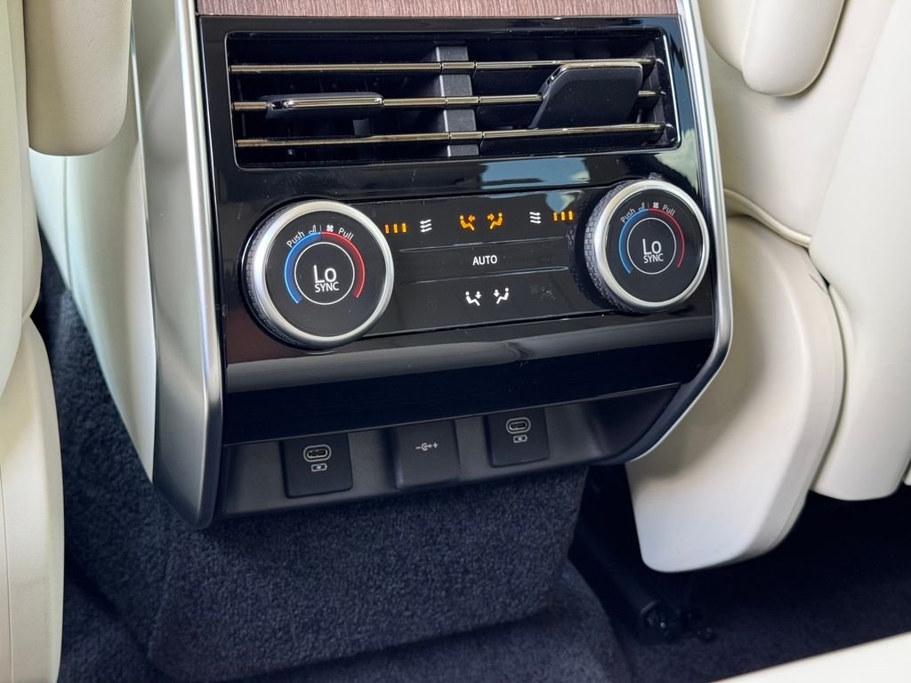 Certified Used 2023 Gray Land Rover SE image 20