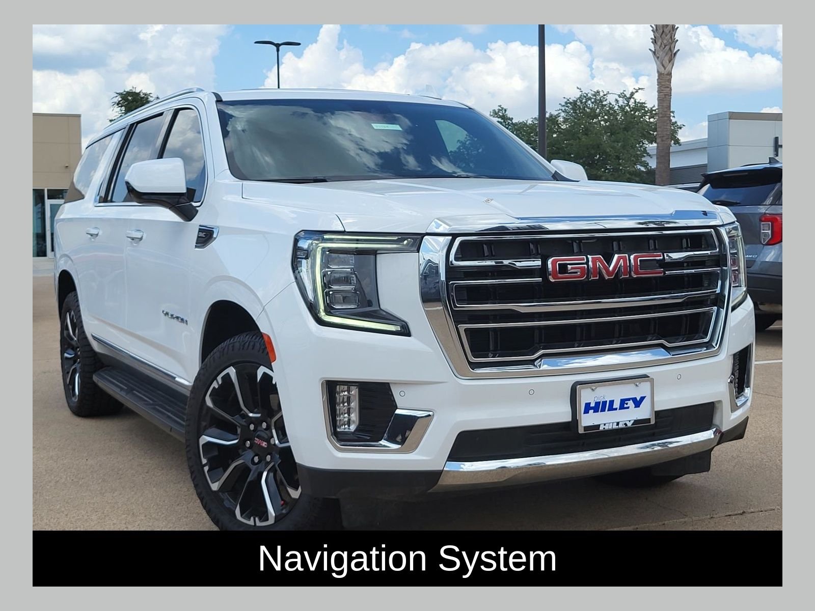 2023 GMC Yukon 4WD SLT's photo