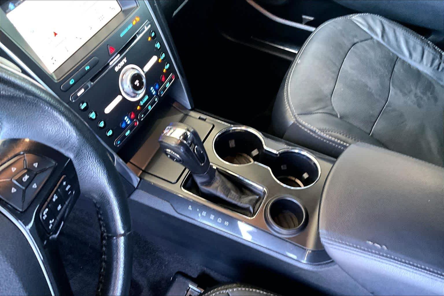 Used 2018 Gray Ford Limited image 17
