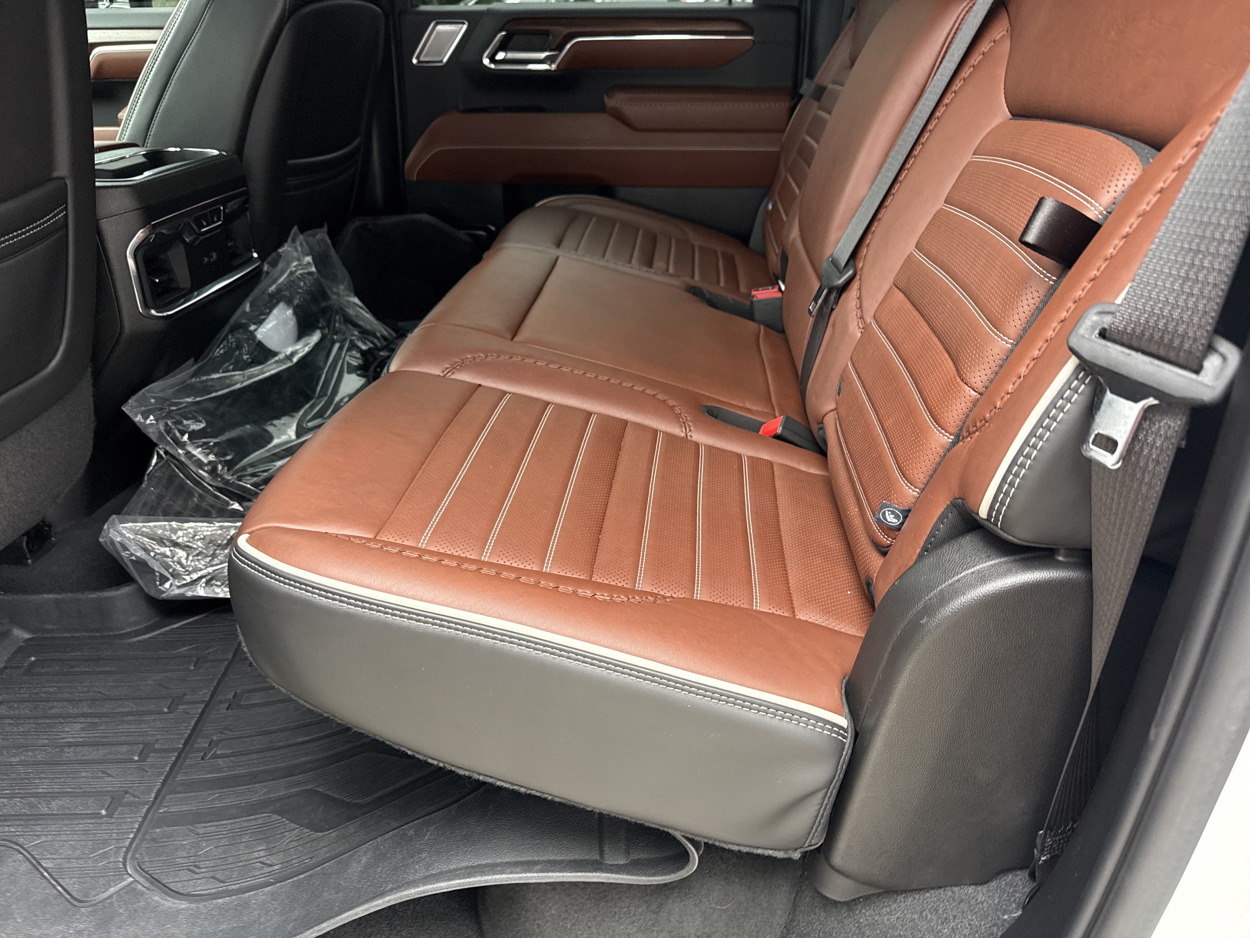Used 2024 Summit White GMC Denali Ultimate image 19